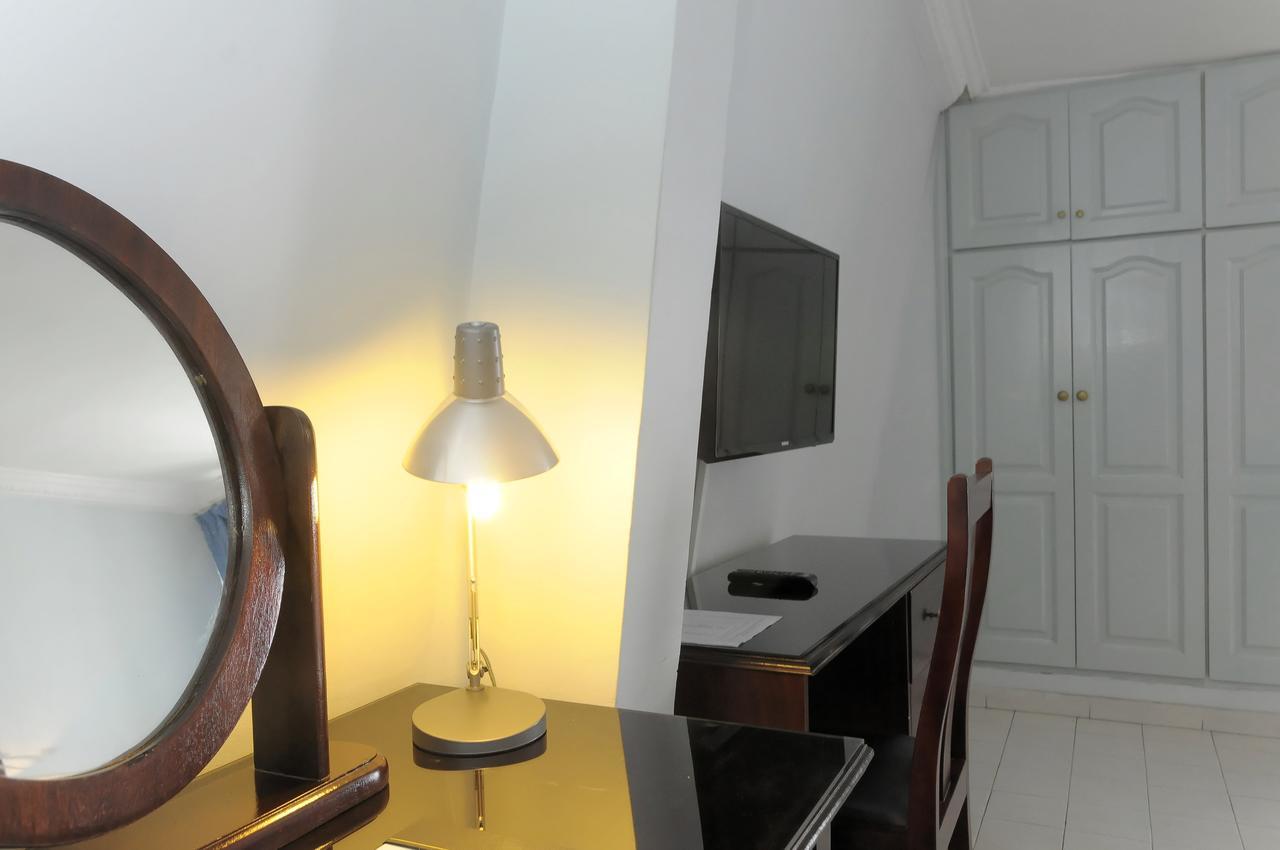 Residence Eburnea Abidjan Kültér fotó